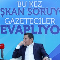 Bu kez başkan sordu, gazeteciler cevapladı  