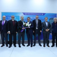 Bu kez başkan sordu, gazeteciler cevapladı  