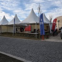 Depremzedelerin yaraları sarılıyor 