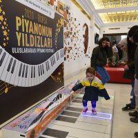 Piyanonun yıldızları Bursa'da parlıyor 