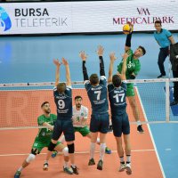 Efeler evinde kaybetmiyor 