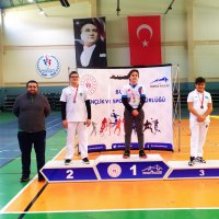 Okçulardan tam isabet 