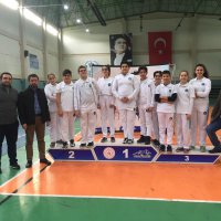 Okçulardan tam isabet 