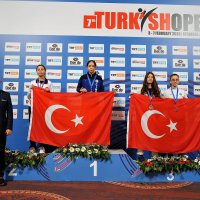 Büyükşehirli gençlerden iki madalya 