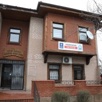 Ana kucağında eğitim başladı  