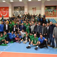 Büyükşehir’in efeleri Galatasaray’a set vermedi 