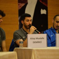 Efeler tecrübelerini aktardı 