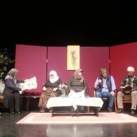 En huzurlu tiyatro oyunu 