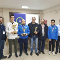 Satrançta Büyükşehir rüzgarı 