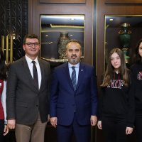 Liseli öğrencilerden Başkan Aktaş’a teşekkür 