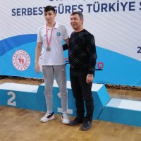 Gençlerden 2 gümüş madalya 