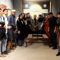 Yabancı misafirlere çini atölyesi 