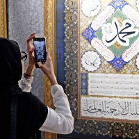 Yabancı misafirlere çini atölyesi 