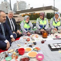Büyükşehir’de gün, kadınların  