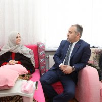 Örnek yazara Büyükşehir desteği  