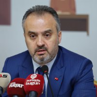 Liseliler münakaşa değil münazara ediyor  