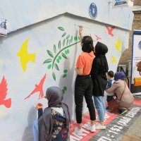 Nalbantoğlu kadınlarla renklendi 