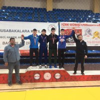 Yıldızlardan 5 madalya 