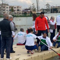 Huzurevi sakinlerinin kano keyfi 