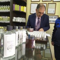 Zabıta corona fırsatçılarına göz açtırmıyor 