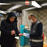 Maskeler Büyükşehir’den tedbir vatandaştan  