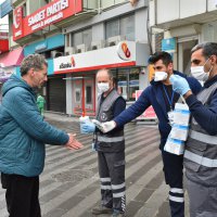 Maskeler Büyükşehir’den tedbir vatandaştan  