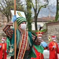 ‘Korona’ gölgesinde fetih yürüyüşü  