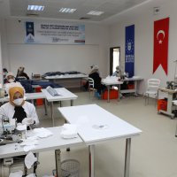 Bursa, kendi maskesini üretiyor  