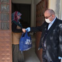 Büyükşehir’den 1500 aileye gıda yardımı  