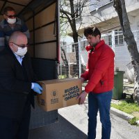 Büyükşehir’den 1500 aileye gıda yardımı  