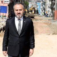 İpekçilik Caddesi sil baştan yenileniyor  