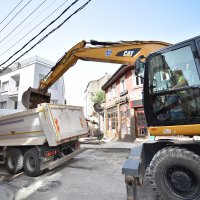 Bursa’da 7/24 asfalt mesaisi  