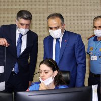 Bayramda çalışanlar unutulmadı  