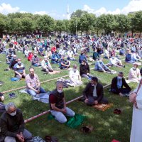 Cuma hasreti parkları doldurdu  