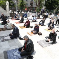 Cuma hasreti parkları doldurdu  