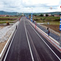 Mustafakemalpaşa'nın iki yakası köprüyle bağlandı  