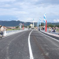 Mustafakemalpaşa'nın iki yakası köprüyle bağlandı  