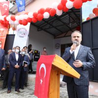 Büyükşehir afet mağduru köylünün yanında 