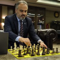 Online turnuvada ilk hamle Başkan Aktaş’tan  