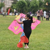 Baba-çocuk uçurtma keyfi 