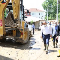 Sel gitti geriye enkazı aldı 