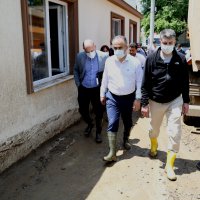 Sel gitti geriye enkazı aldı 