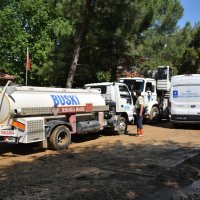 Sel gitti geriye enkazı aldı 