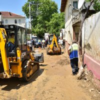 Sel gitti geriye enkazı aldı 