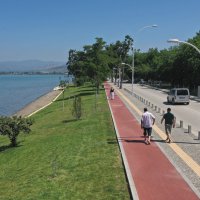 İznik sahili nakış gibi işlendi 