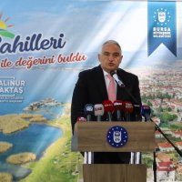 İznik sahili nakış gibi işlendi 