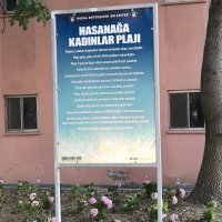 Kadınlar plajı yenilenen yüzüyle hizmette 