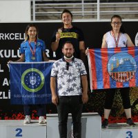 Büyükşehir atletizmde kupalara abone 