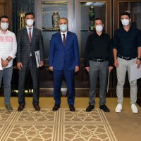 Başkan Aktaş’tan hizmet neferlerine ödül  