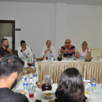 Efeler’e kupa öncesi moral yemeği 
